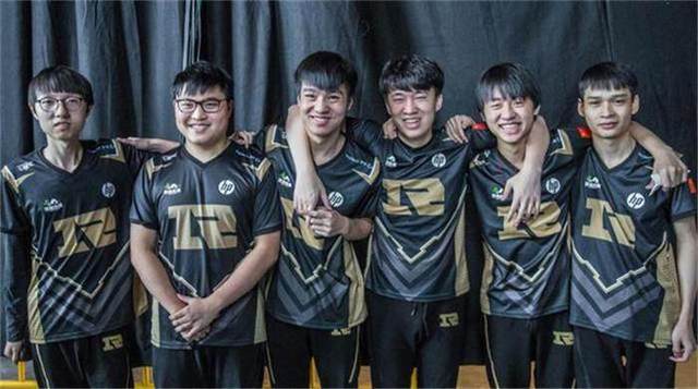 的复杂性 的复杂性