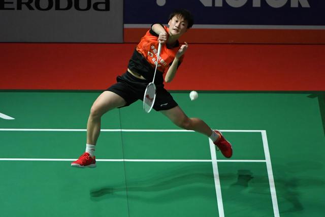 许多对手在 许多对手在